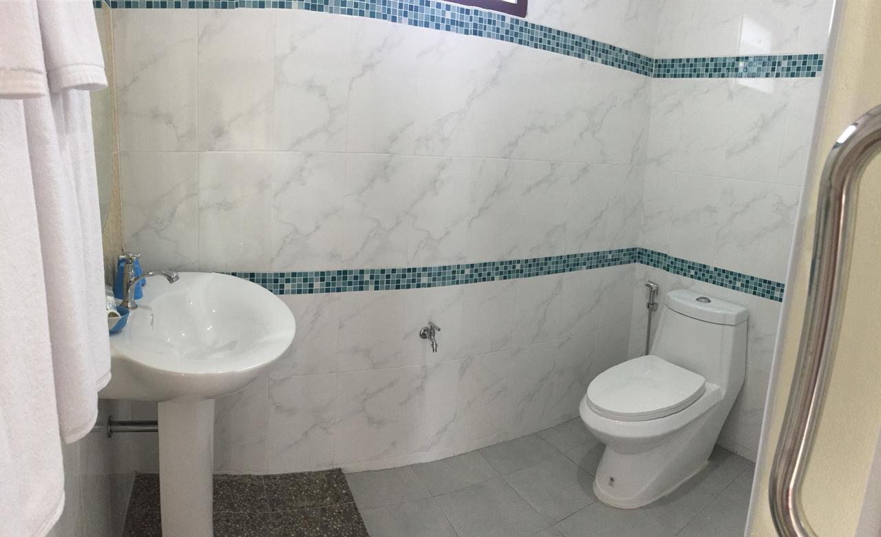 Baan Kalaya Garden Lägenhet Ban Mai Exteriör bild